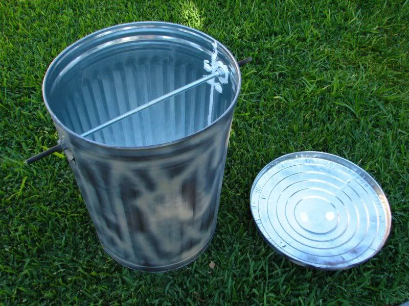 Garbage Can Feeder.1 Photo by Dave1 Photobucket