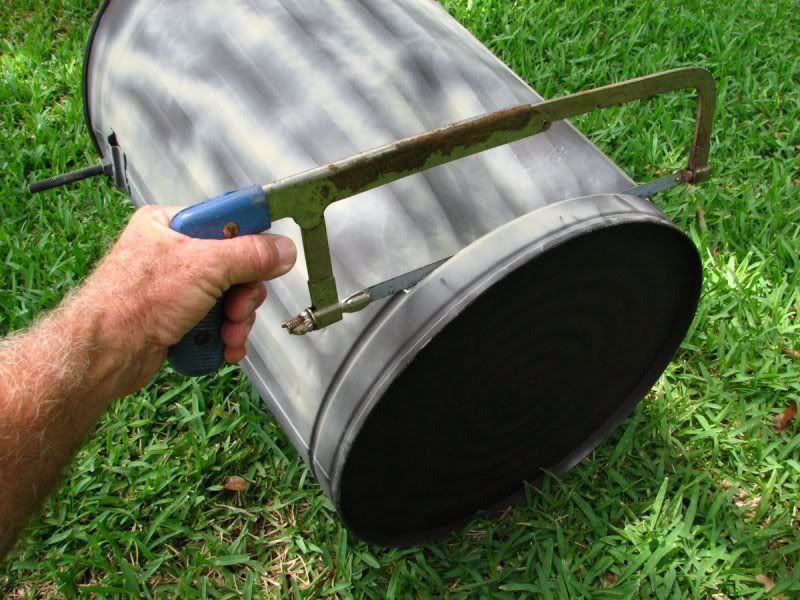 Garbage Can Feeder.3 Photo by Dave1 Photobucket