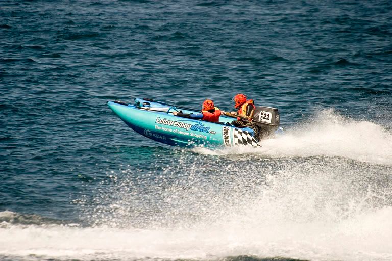 IMAGE: http://img.photobucket.com/albums/0803/tommy6206/Sigma%20lens/CRW_4938copy.jpg