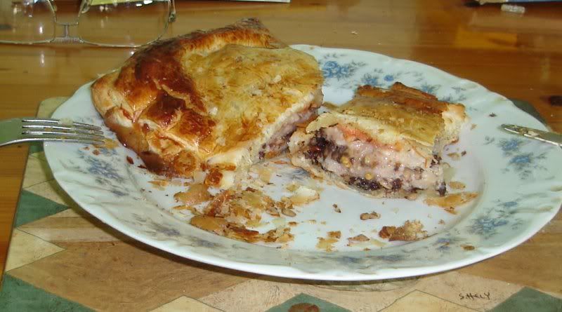 Sausageblackpuddingrole2.jpg