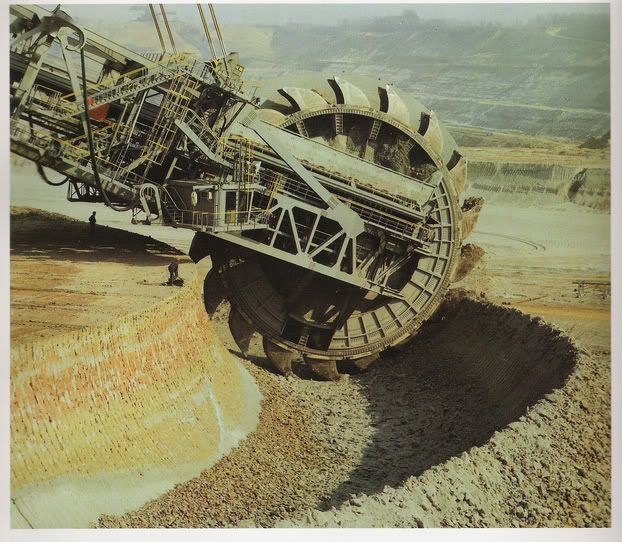 BIG Earth Mover