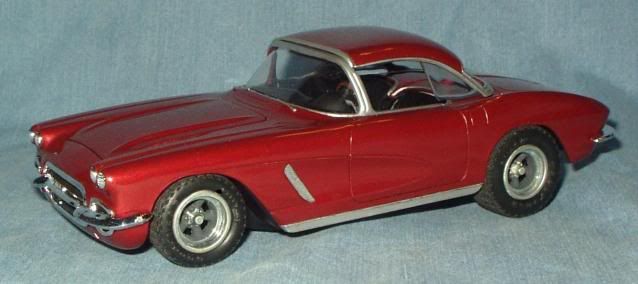 AMT62Vette01.jpg
