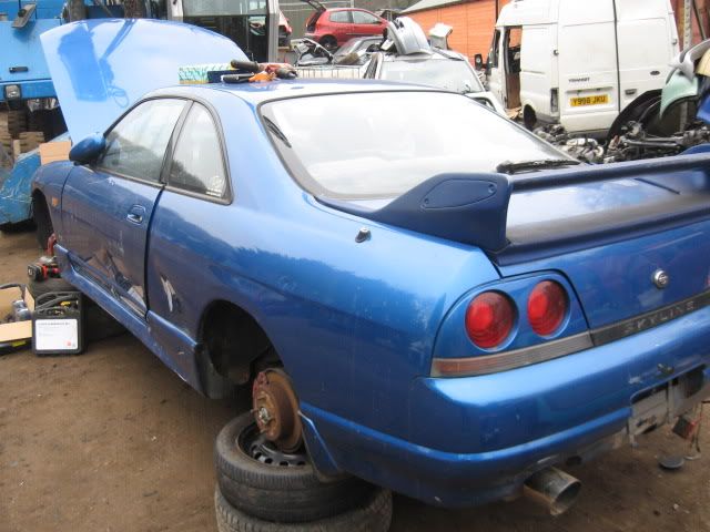 Nissan r33 stud pattern