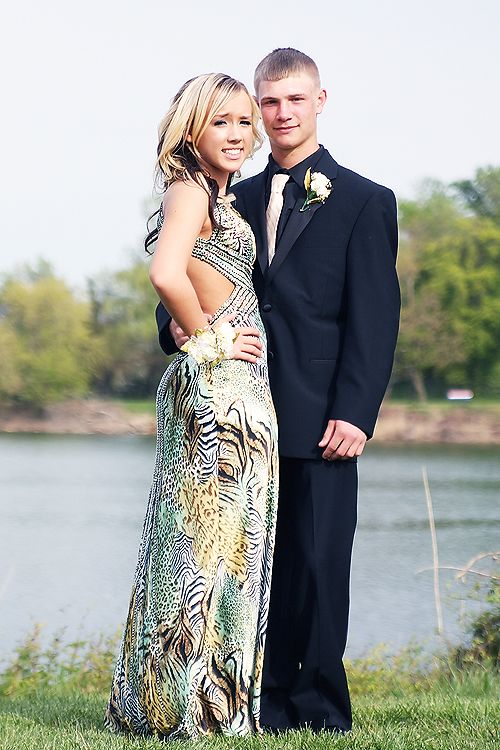 IMAGE: http://img.photobucket.com/albums/1003/caroleigh/IMG_5534-web.jpg