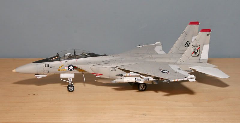 F15N01.jpg