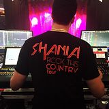 th_shania-rockthiscountrytour-stlouis080415-1.jpg