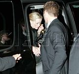 Reese and Ryan returning to their hotel on Oscar night