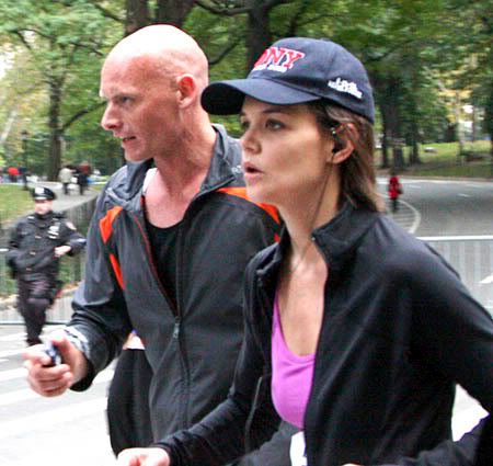 Katie Holmes ran the NY City Marathon on Sunday finishing in just under