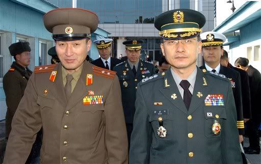 north korean army girls. South Korean Army Col.