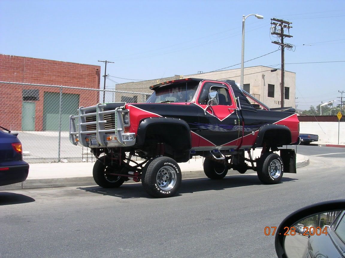 girlymantruck.jpg