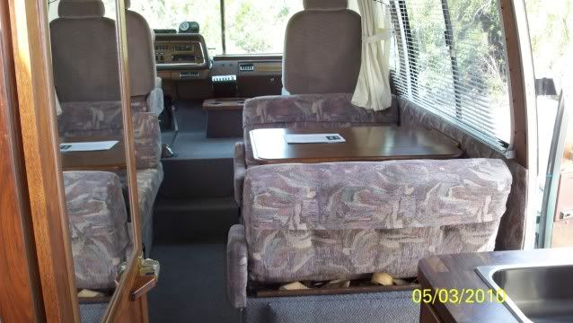 http://img.photobucket.com/albums/v105/Superglider/GMC%20Motorhome/100_0433.jpg