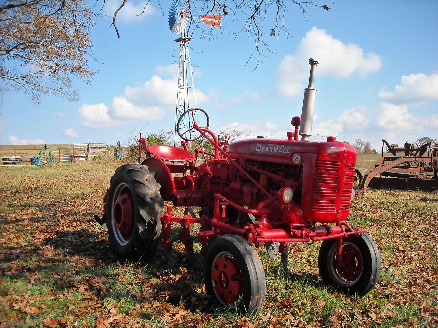 What I Saw Today, Sweetwater Tn. John Deere Forum Yesterday's Tractors