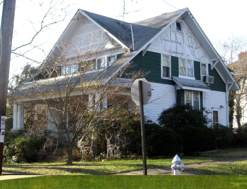 I remember the day I found this house. It was such a thrill. My daughter was flying into the Richmond airport and I arrived extra early so that I could tool around and find the kit homes. This was Summer 2012, and my life was so different then.