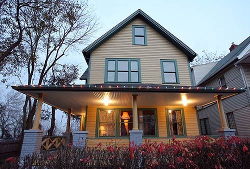 Despite my fondest Christmas wish, the house featured in A Christmas Story is not a kit house. It is, however, a real house in Cleveland, Ohio. 