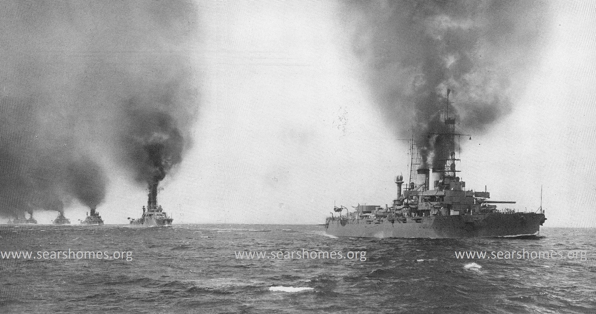 Heres a picture of the Great Atlantic Fleet underway (1917).