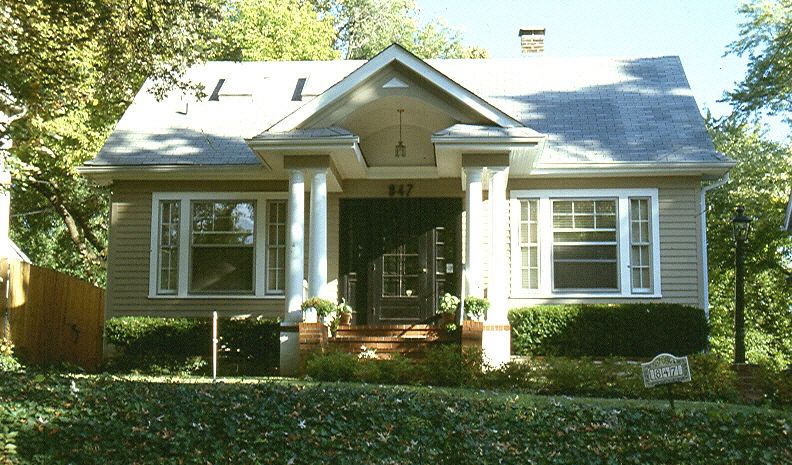And one of my favorites: A beautiul and well-loved Crescent in Webster Groves, MO (near St. Louis). 