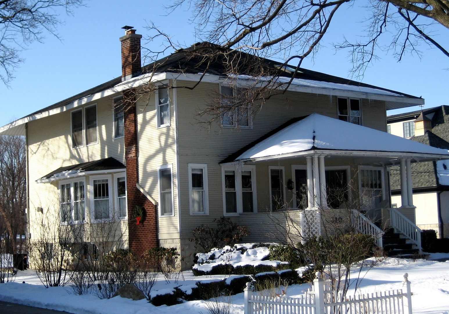 And a two-story Avondale in Elmhurst, Illinois. This was built as an Avondale (one-story) and enlarged in later years. Thanks to Rebecca Hunter for showing me this house. I couldnt have found it on a bet.