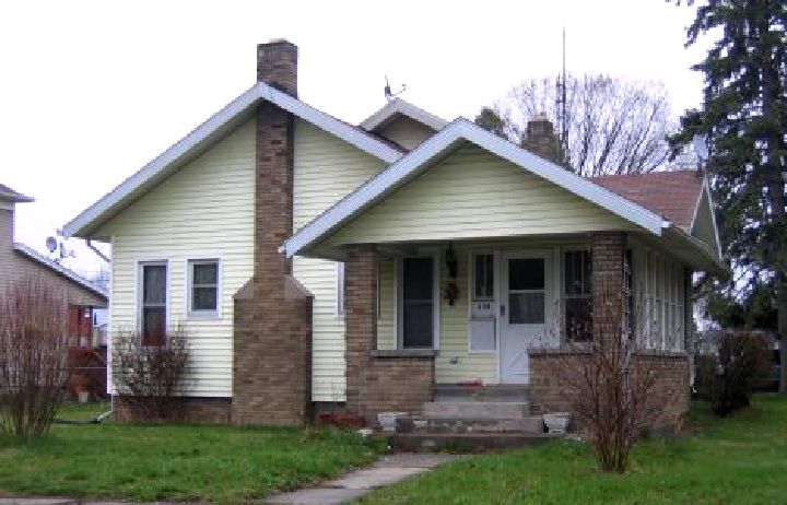Another fine-looking Wardway Home.