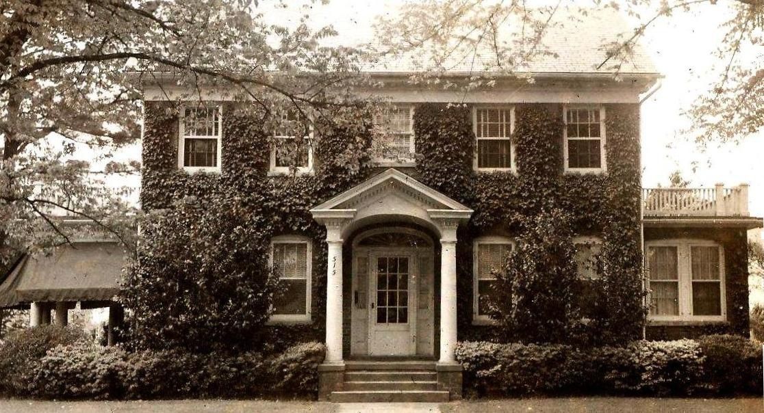 Heres a picture of the Fullers homestead in Waterview (on Nansemond Street). The photo was taken in 1957, shortly after our family purchased the house.