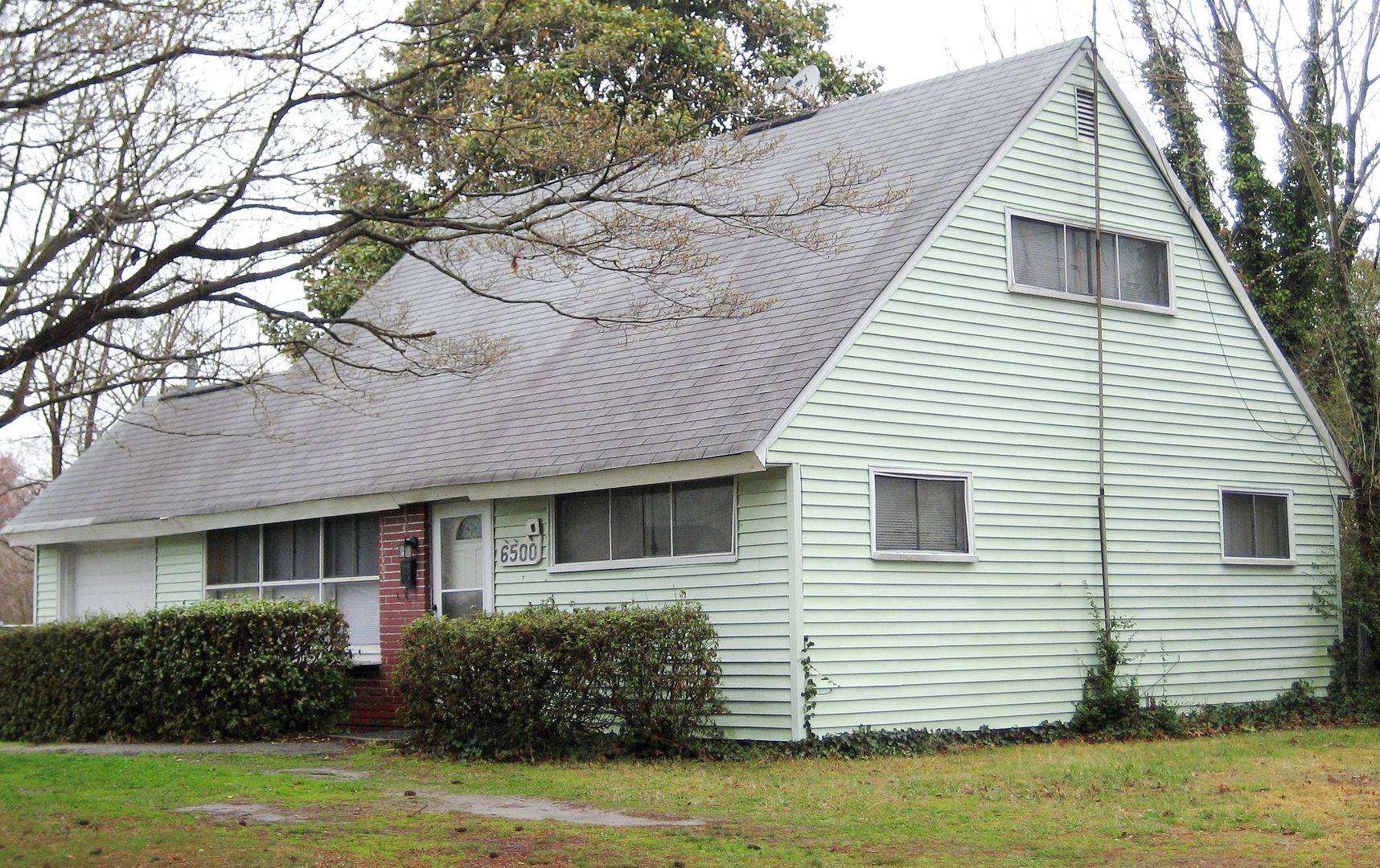 And heres one of our Jubilees in Norfolks Bromely neighborhood.