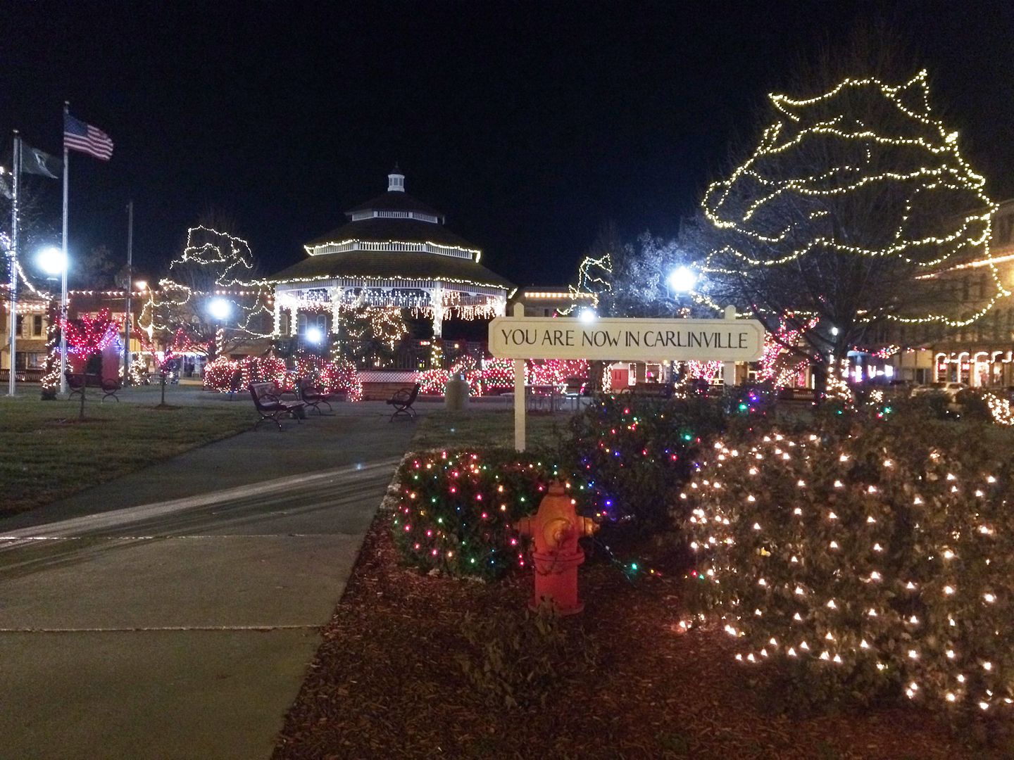 Carlinvilles Town Square at Christmas