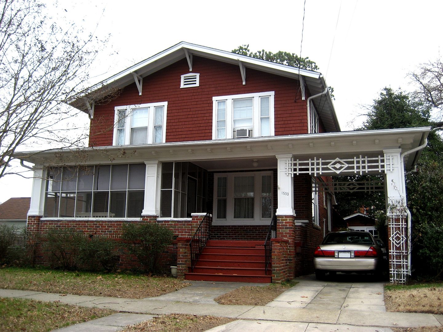 And its porte cochere is still in use!