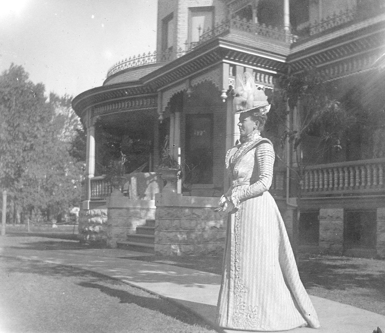 Addie in front of the Fargo Mansion.