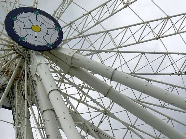 http://img.photobucket.com/albums/v11/Dawnrider/York/york_wheel.jpg