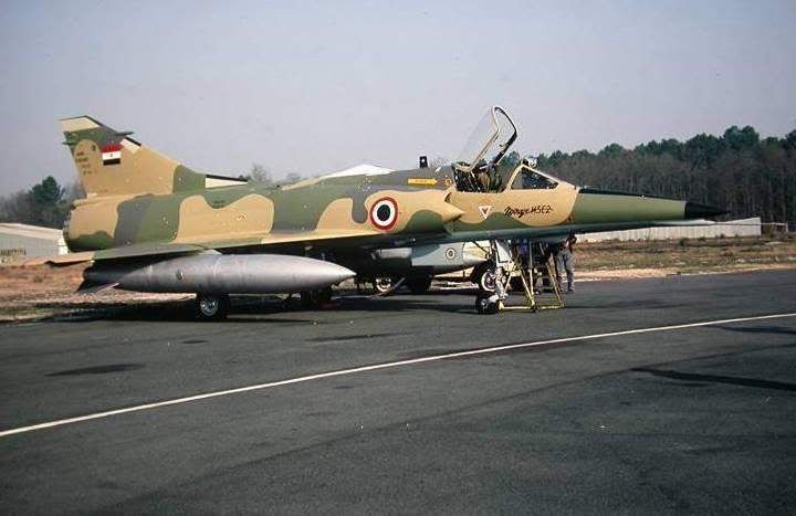 [Imagen: MirageM5E2EgyptAF1984.jpg]