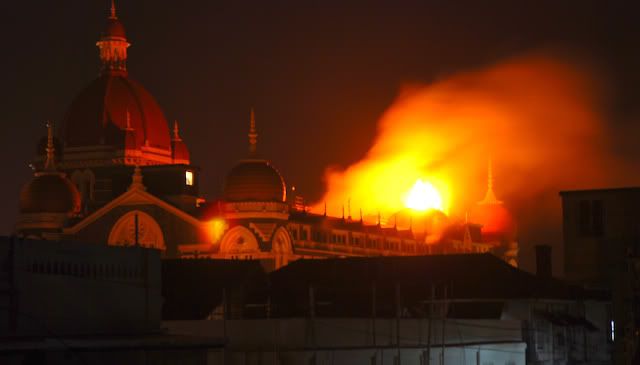 Taj Mahal Hotel in flames