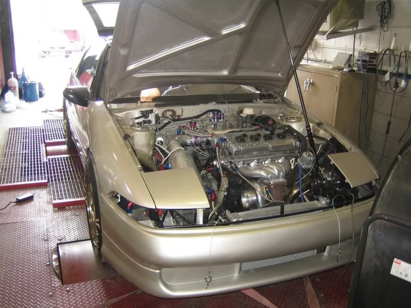 http://img.photobucket.com/albums/v110/tnick/enginebaypic.jpg