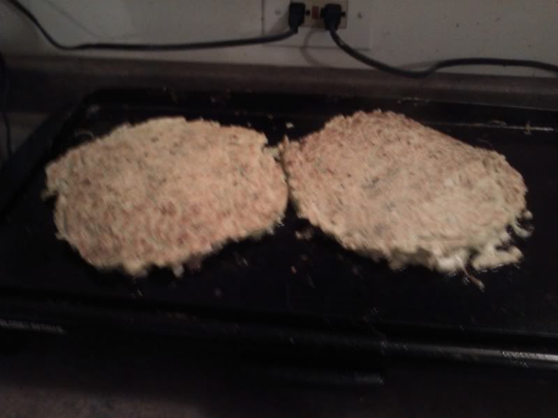 Forum Image: http://img.photobucket.com/albums/v111/akamori/Photo_62720152-D422-2788-F32A-AA0C4A00DE96.jpg