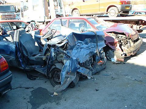 Carwreck001-1.jpg