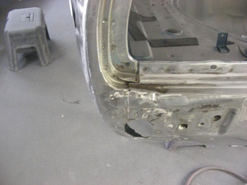 290501_10150329686745598_1171316478_o_zp