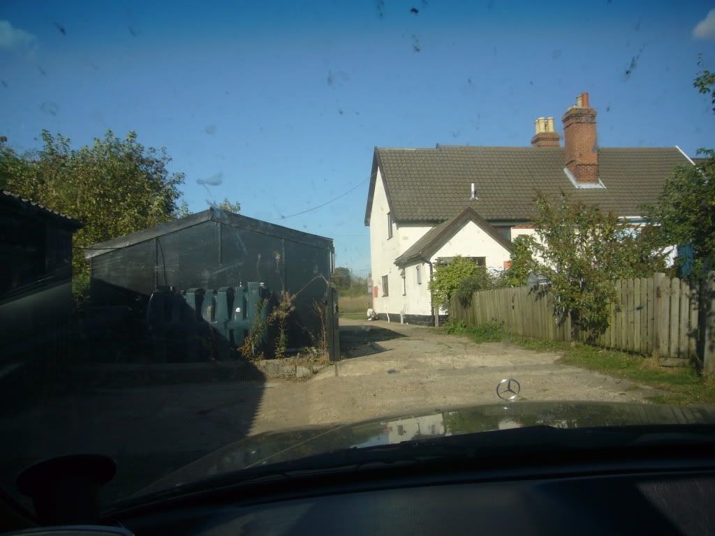 [Image: P1040819-1.jpg]