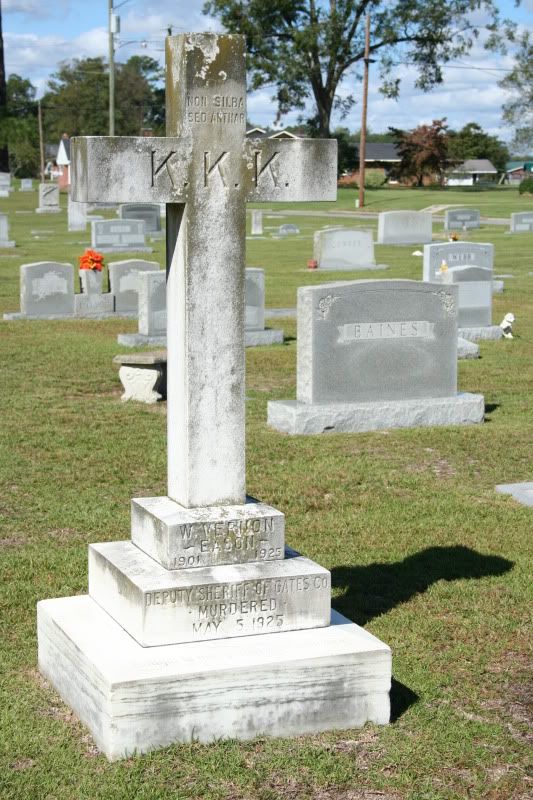 kkk graveyard statue in gatesville, nc