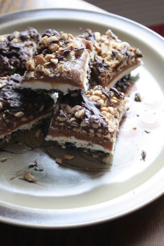 choco-salty-caramel bars masrhmallow candy oreo