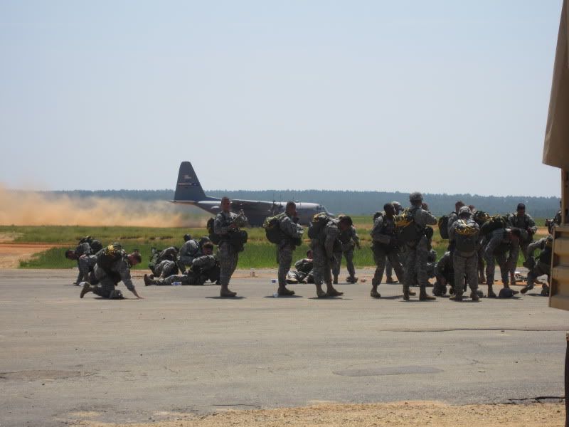 82nd airborne paratrooper jump