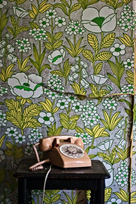 vintage floral wallpaper