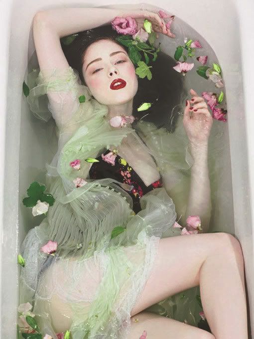 flowers in tub pictures