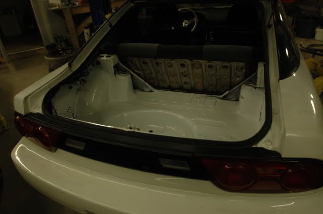 http://img.photobucket.com/albums/v117/ridepinktrucks/DSC_0247.jpg