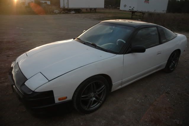 http://img.photobucket.com/albums/v117/ridepinktrucks/DSC_0592.jpg