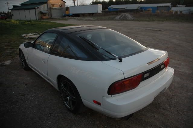 http://img.photobucket.com/albums/v117/ridepinktrucks/DSC_0596.jpg