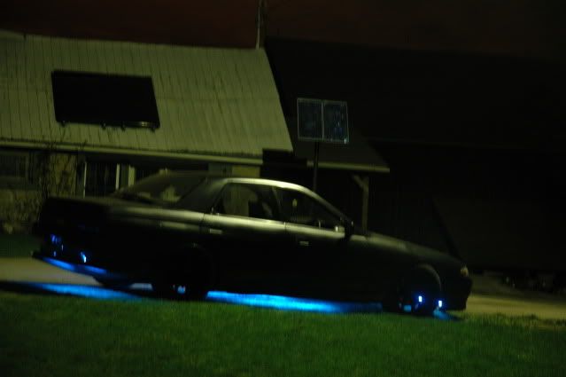 http://img.photobucket.com/albums/v117/ridepinktrucks/DSC_0603.jpg