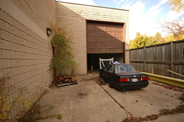 http://img.photobucket.com/albums/v117/ridepinktrucks/d906a8f6.jpg