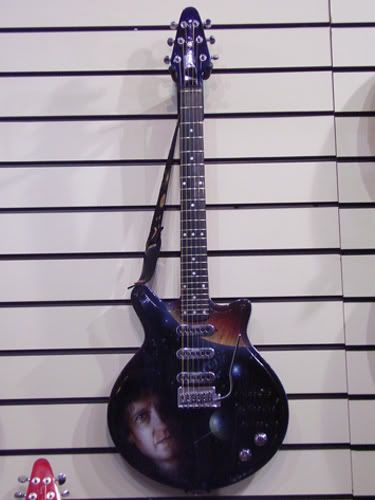 Brian May guitar