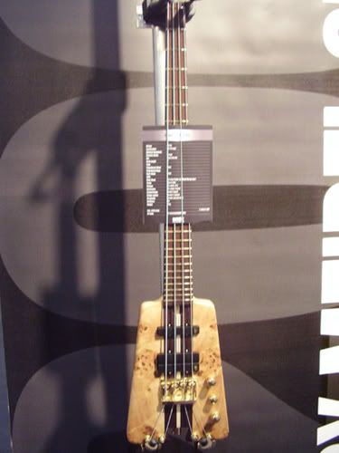 Warwick headless bass