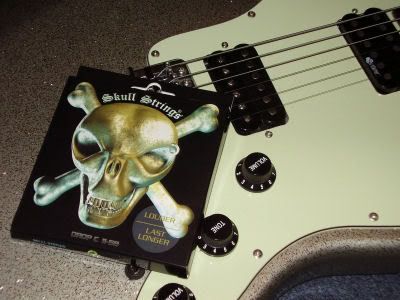 Skull Strings