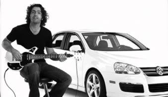 Dweezil Zappa demonstrates the First Act GarageMaster