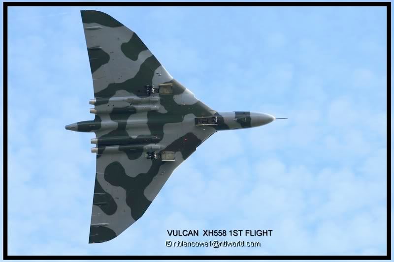 http://img.photobucket.com/albums/v118/vulcan558/Vulcanxh5581stflight1.jpg